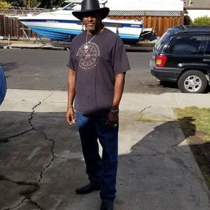 Meet your Posher, Mitchell